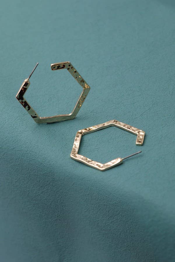 HAMMERED HEXAHON HOOP EARRINGS