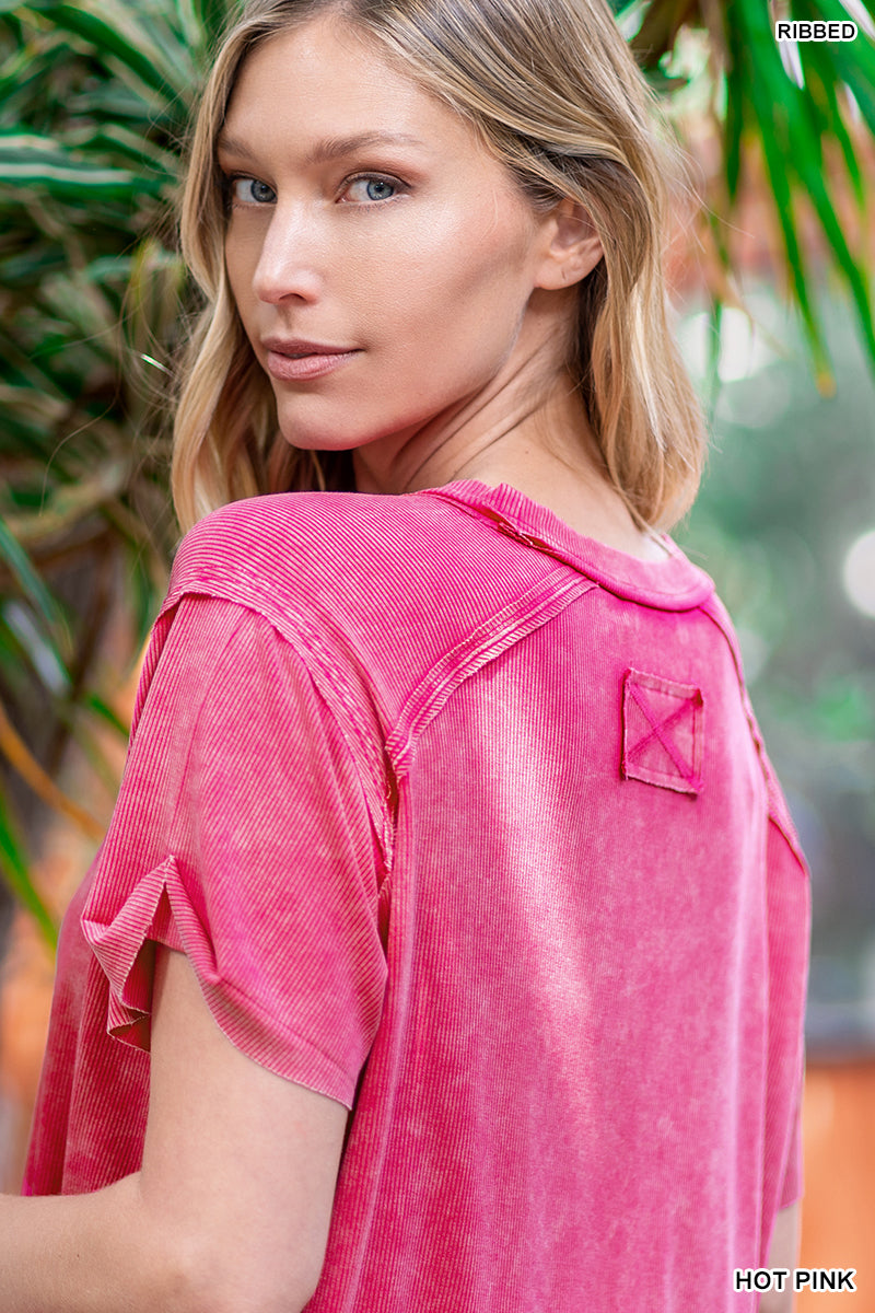 RIBBED SHORT SLEEVE BOAT-NECK TOP